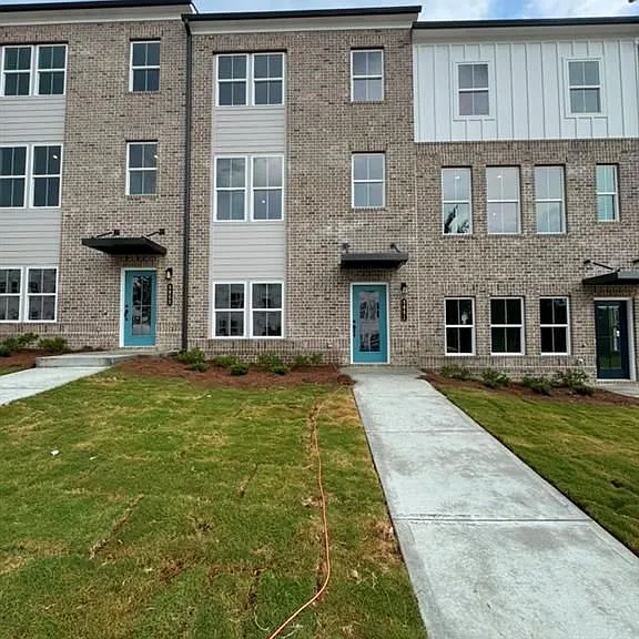 3051 Beacon Bend Xing — Photo 2