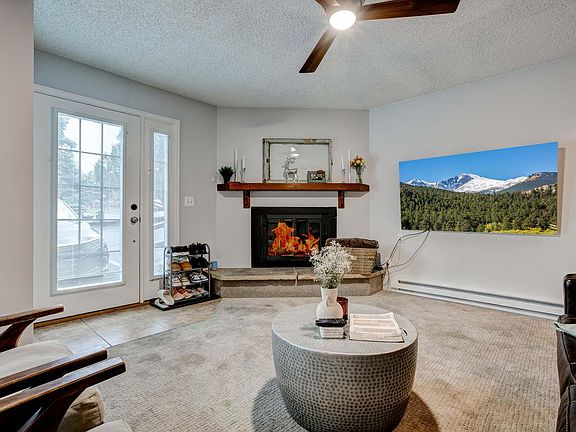 3rd image of 1050 S Saint Vrain Ave #B-1