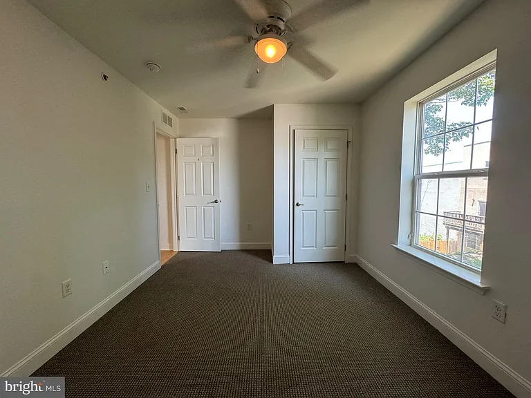 1131 W Nevada St #2 — Photo 14