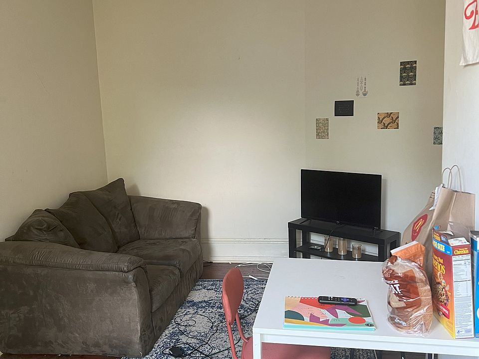 Living Roon