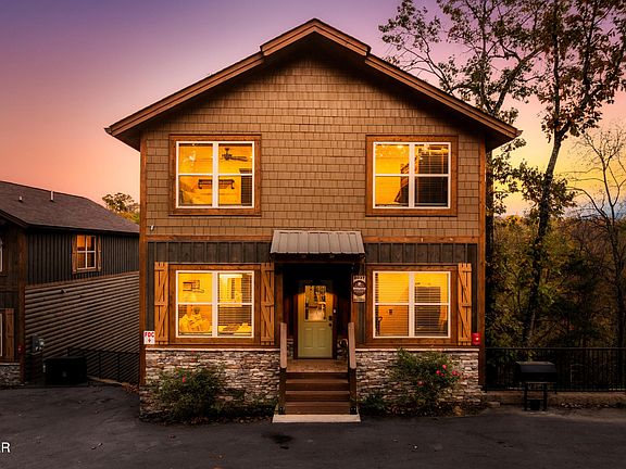 2nd image of 3037 Ridgetop Resort Way