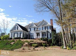 3301 Chimney Ln NE, Roswell, GA 30075