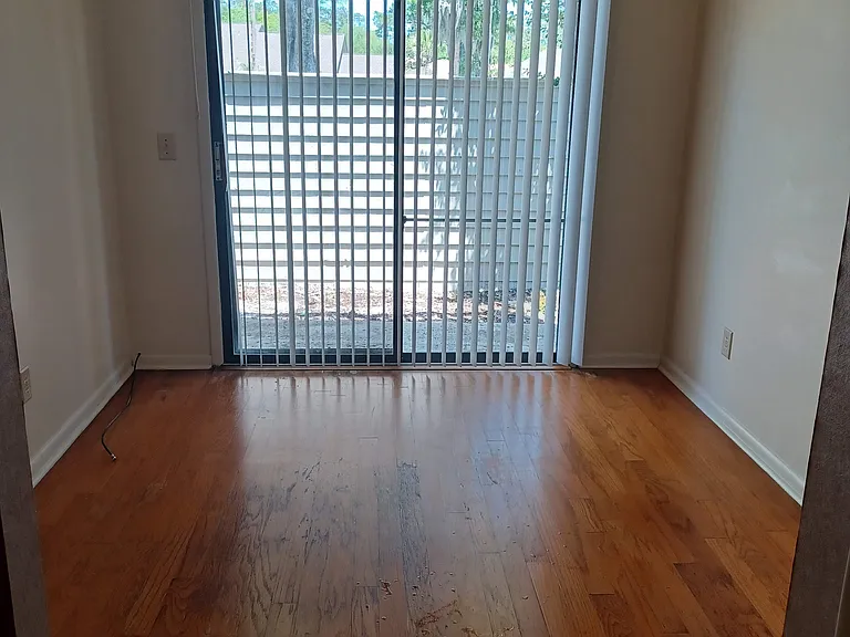 20 Players Club Villas Rd — Photo 28