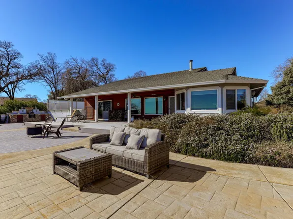 13835 Green Mountain Trl, Redding, CA 96003