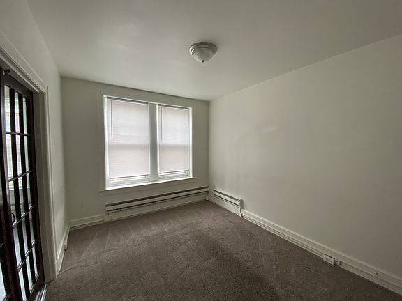 2nd image of 162 E Market St S #14-S-2N