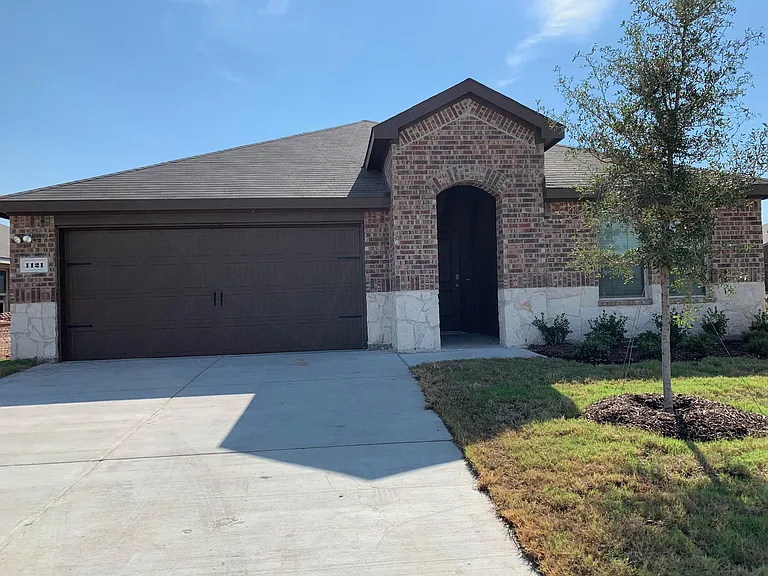 1121 Silver Maple Ln — Photo 9