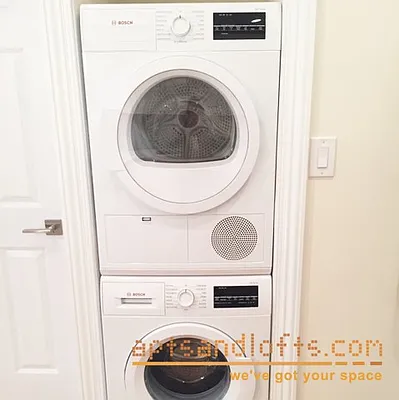 Rented by aptsandlofts.com | media 23