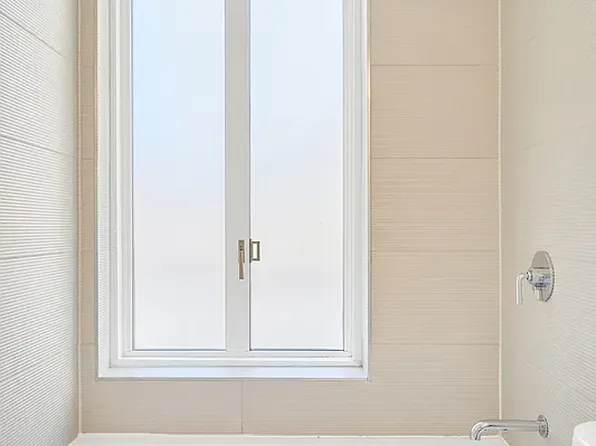 70 West 37th Street image 10 of 29