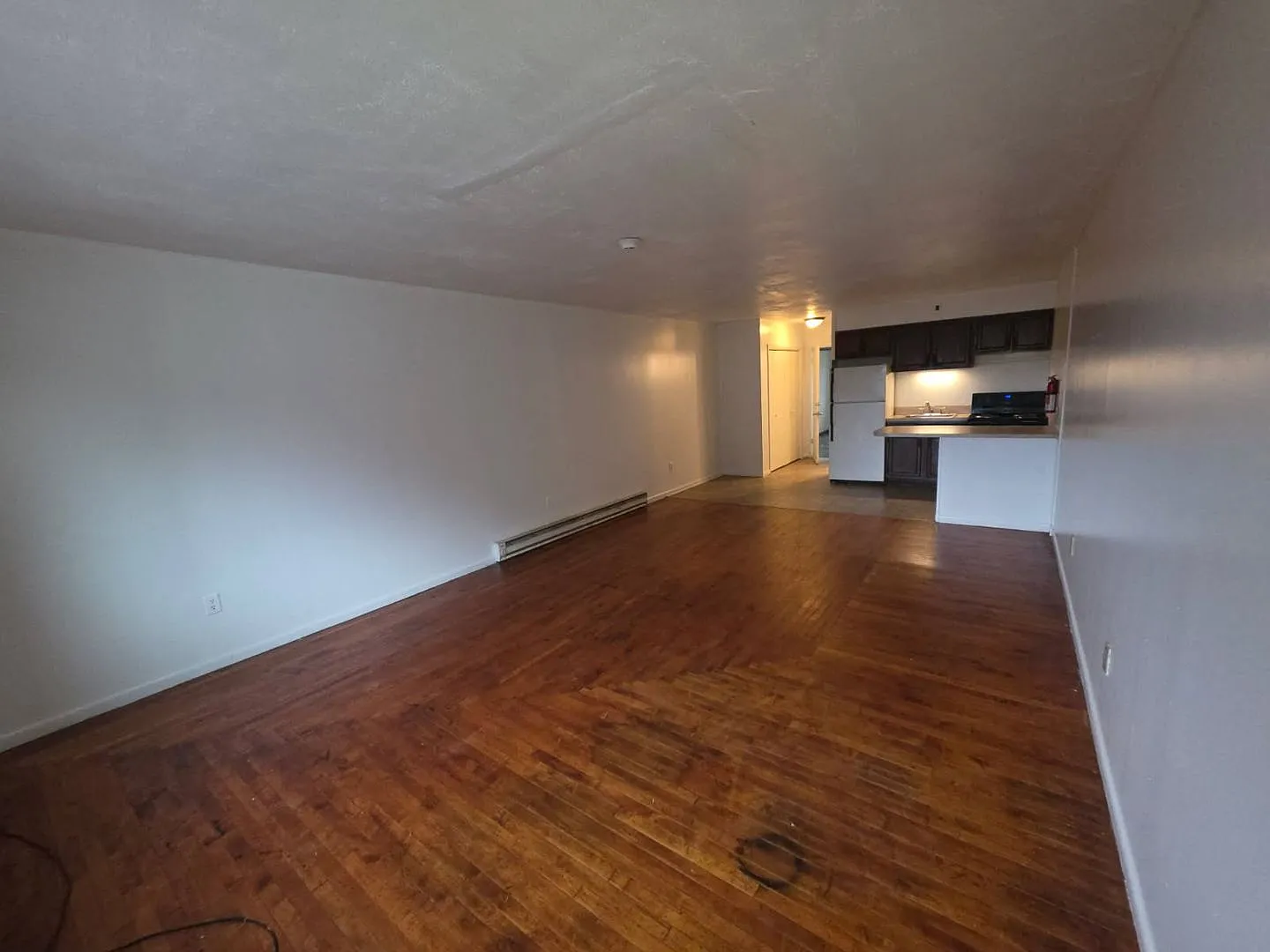 1217 Moss St — Photo 3