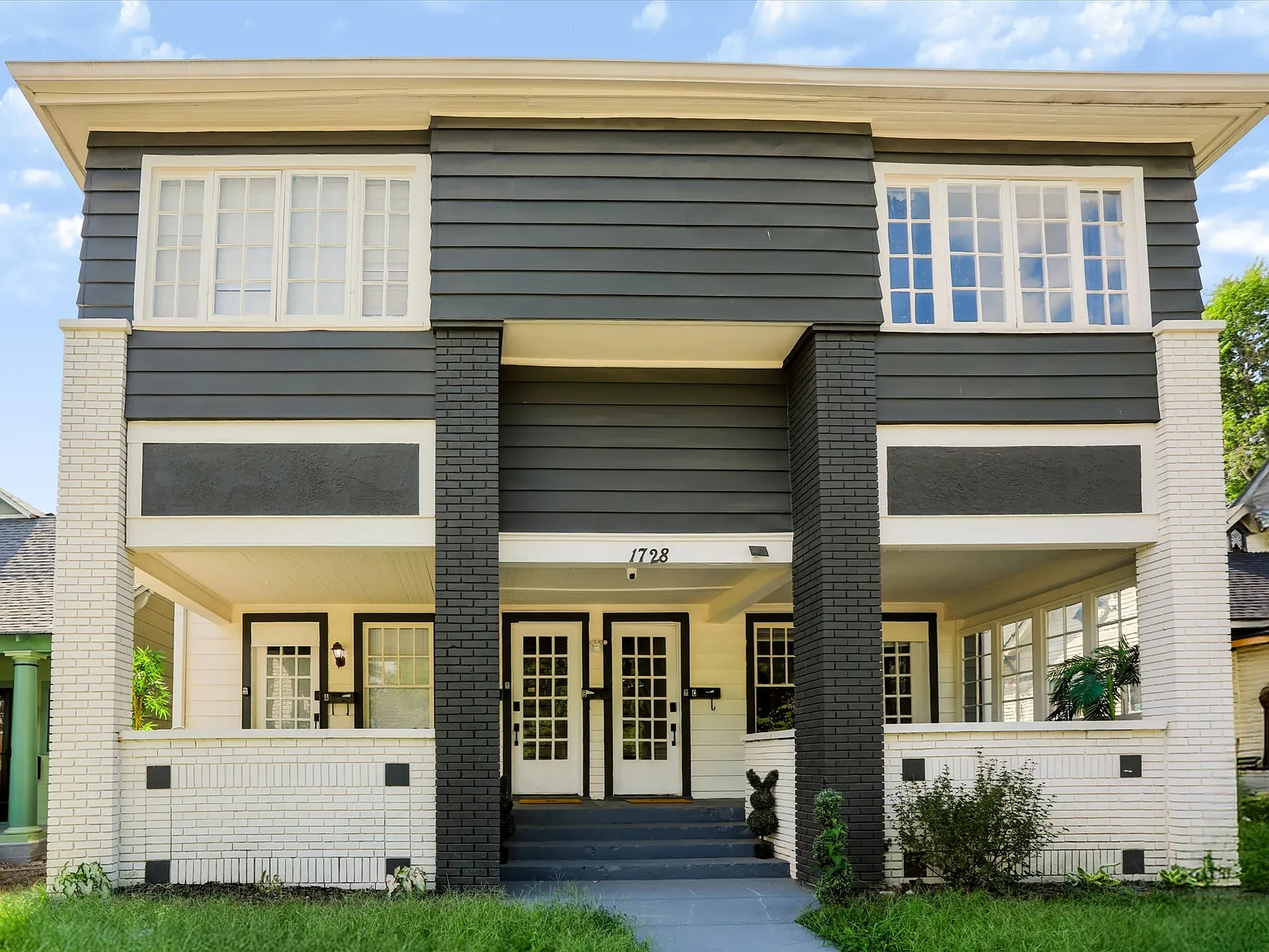 2 bed, 1.5 bath, 4931 sqft, $3,400 — Photo 1