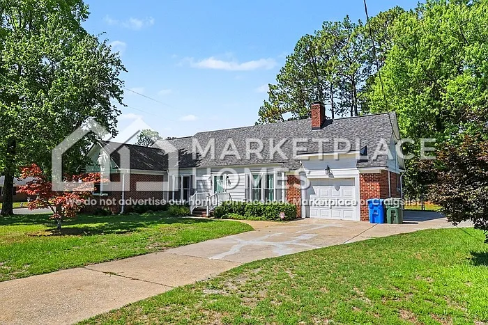 3 bed, 2.5 bath, 2772 sqft, $1,995 — Photo 3