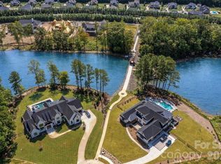 111 River Birch Ln, Matthews, NC 28104