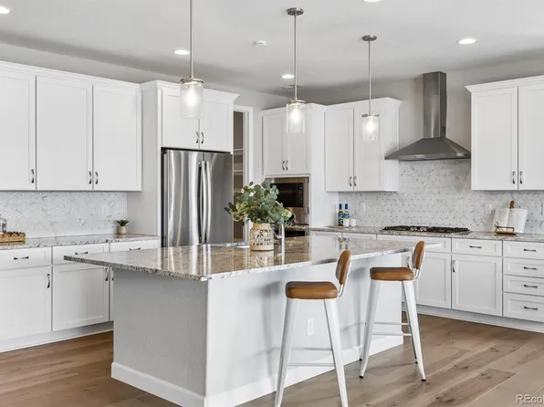 2852 Morningbird Lane, Castle Rock, CO 80109