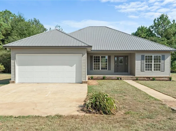 14956 Townsend Loop, Moundville, AL 35474