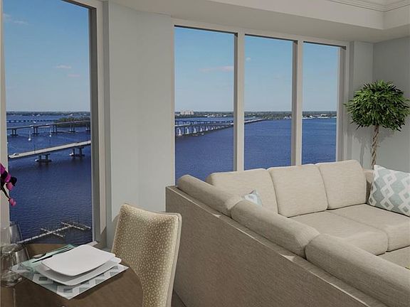 5th image of 2619 1st St #1701