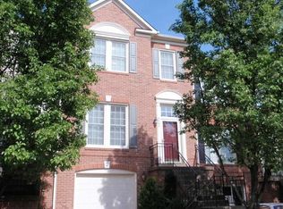 5564 Jowett Ct, Alexandria, VA 22315