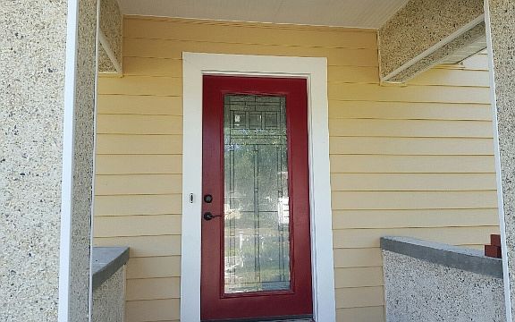 3rd image of 100 20th Ave S