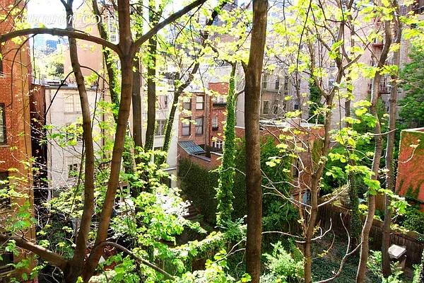 Rented by Corcoran | media 10