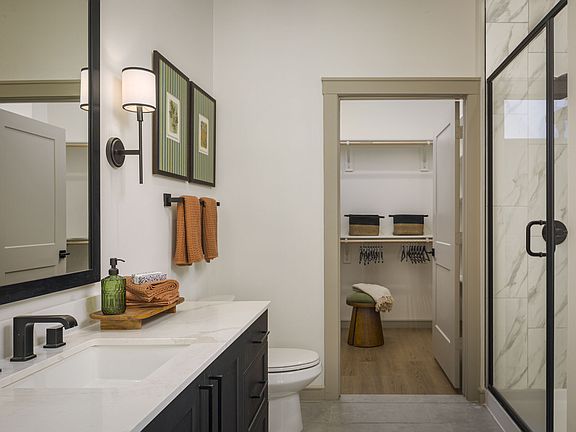 4th image of 600 Kissimmee Dr #122