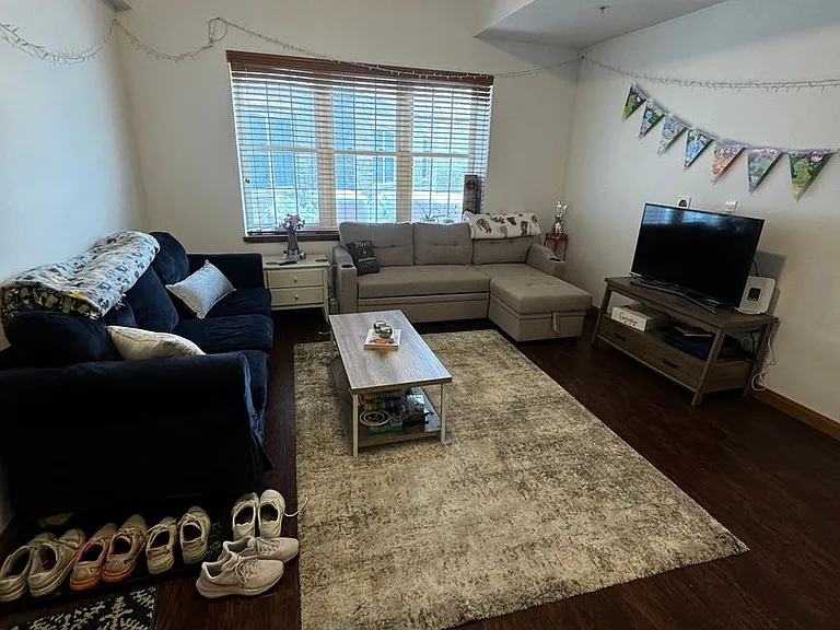 112 College Avenue — Photo 48