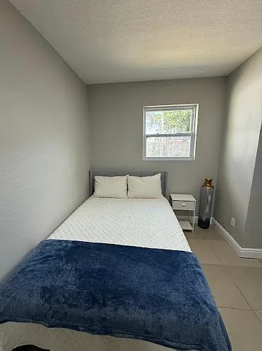 Queen Bed