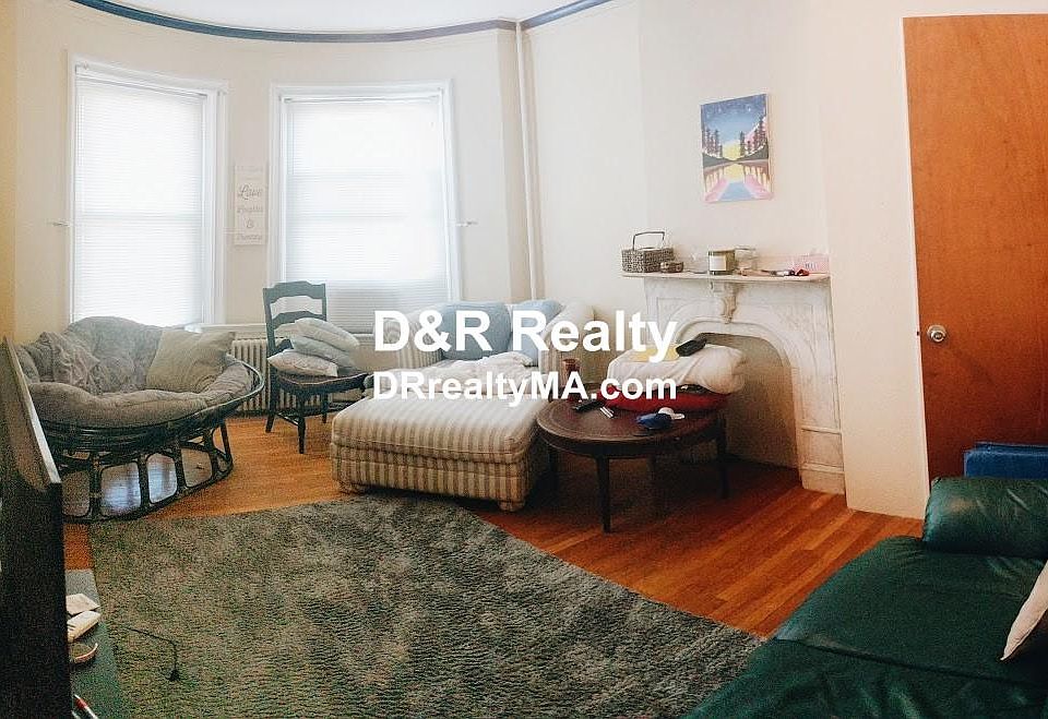 2nd image of 66 Hammond St APT 6