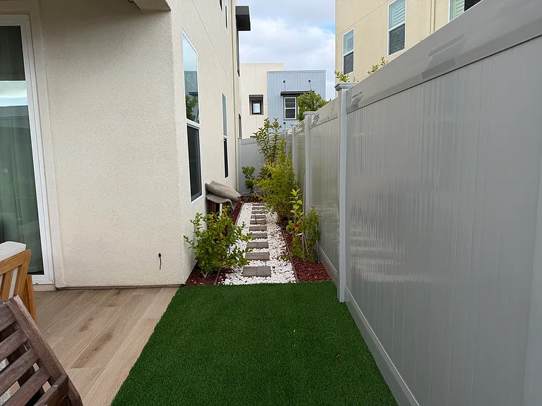 side yard