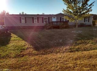 122 Briers Circle Ct, Winston Salem, NC 27107