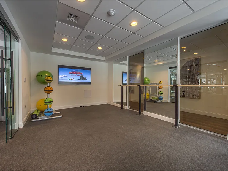 Cambridge Park Apartments — Photo 44