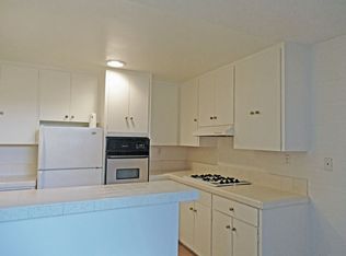 2 Bedroom, 1 Bathroom Apartment in Warm Sands area!, Palm Springs, CA 92264