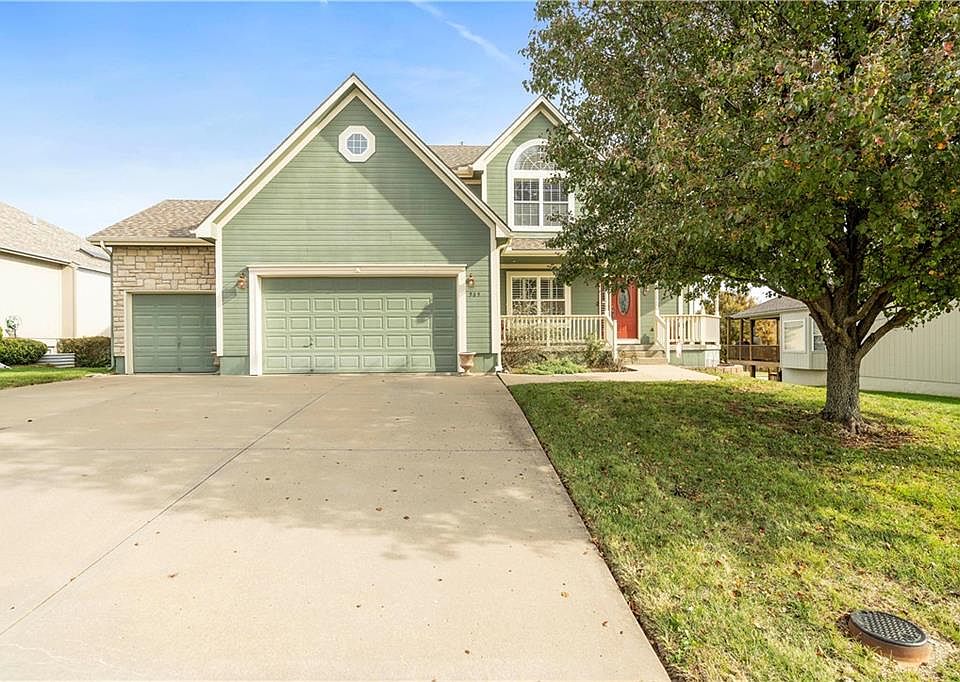 509 Eagle Glen Dr Raymore MO Zillow