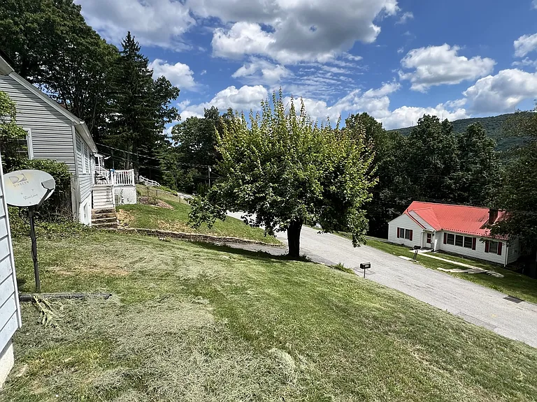 1219 East Dr — Photo 7
