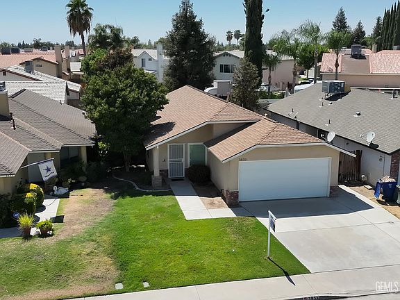2nd image of 3833 Millay Way