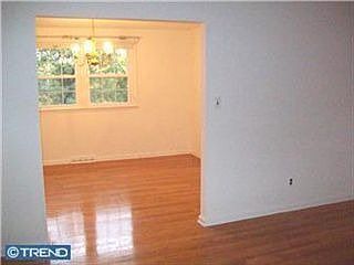 2nd image of 1215 Flint Hill Rd