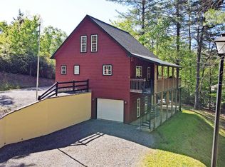 2439 Indian Trl, Hiawassee, GA 30546