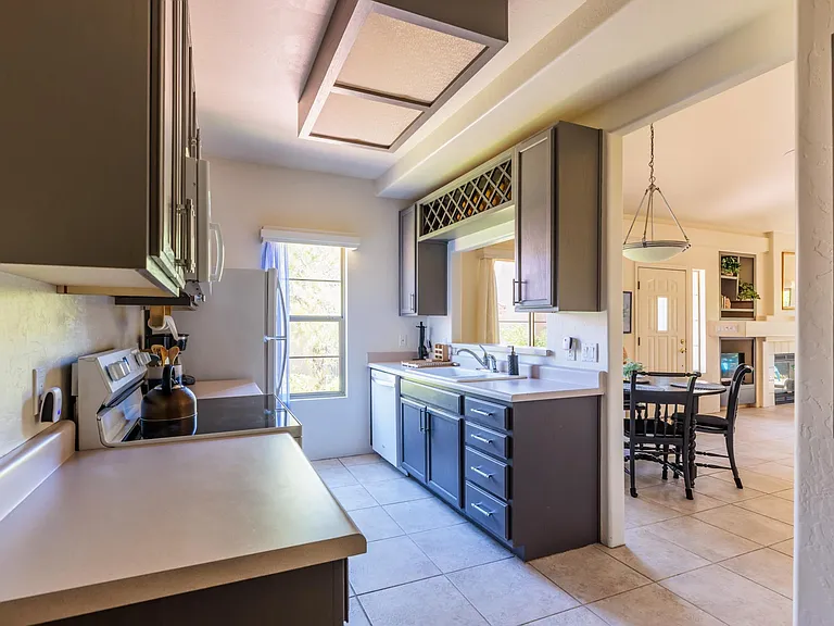 Dusty Rose Dr — Photo 23