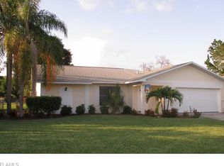 427 SW 34th Ter, Cape Coral, FL 33914