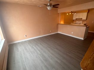 406 Central Ave #B, Suffolk, VA 23434