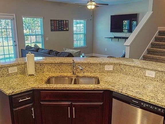 4th image of 254 Cypress Creek Ln
