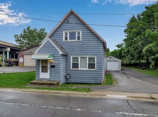 428 Indian Church Rd, West Seneca, NY 14224