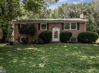 341 S 26th St, Purcellville, VA