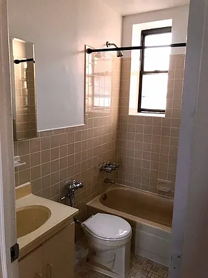 Rented by Vass Stevens Group | media 27