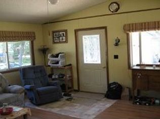1035 S 9th St, Au Gres, MI 48703