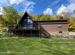 771 Newton Rd, Scranton, PA 18504