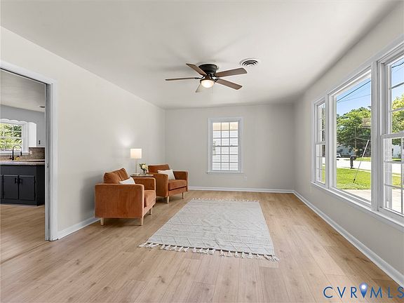 2nd image of 3007 River Rd