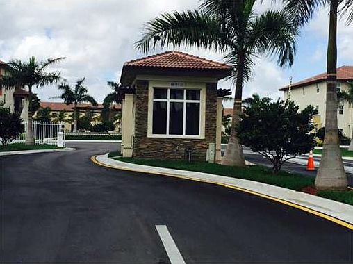 2nd image of 8900 Nw 97 Av