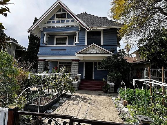 5th image of 847 Linden Ave #1