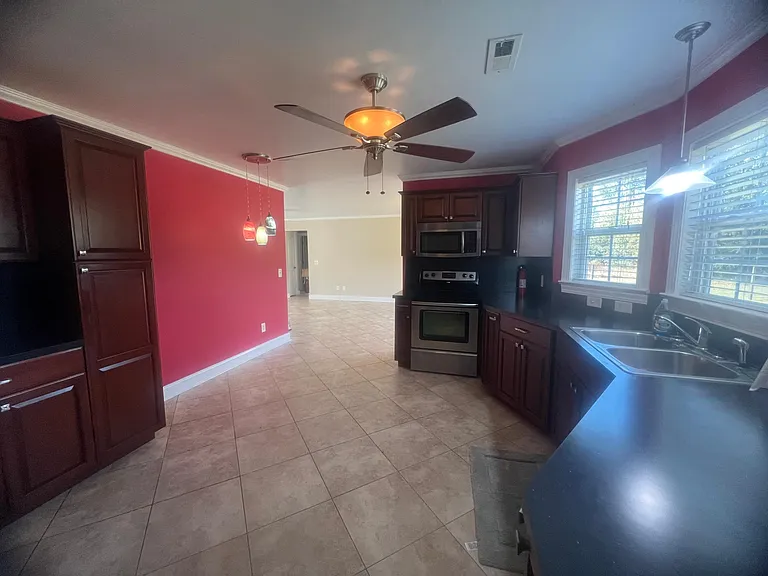3801 N Hills Dr — Photo 10