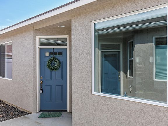 3rd image of 2736 Tranquil Ct