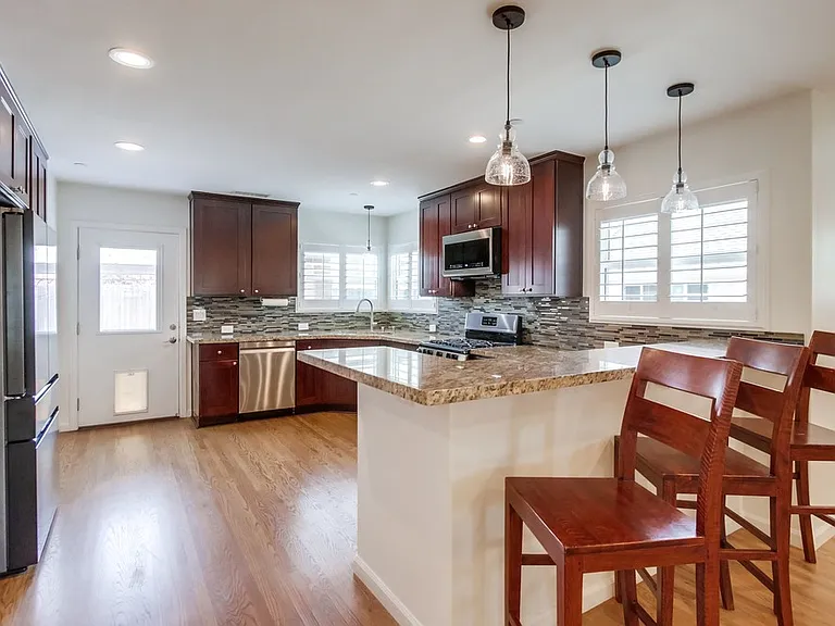 4747 Rolando Blvd — Photo 14